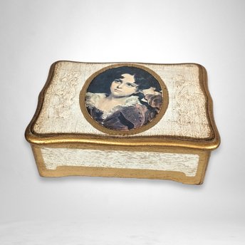 Vintage Wooden Music Box | Red Boy by Sir Thomas Lawrence | Jewelry Box | Old Music Box | Collectible Box