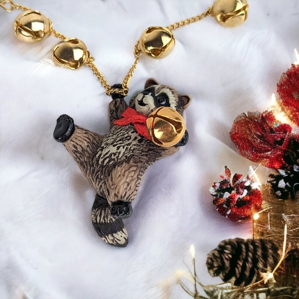 Charming 1980s Hallmark Li'l Jingler Ornament - A Nostalgic Holiday Keepsake