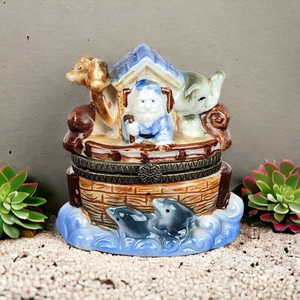 Vintage Noah's Ark Ceramic Trinket Box