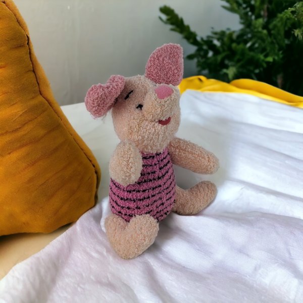 Vintage 90s Non-Working Talking Piglet Plush Doll: Collectible Stuffed Animal