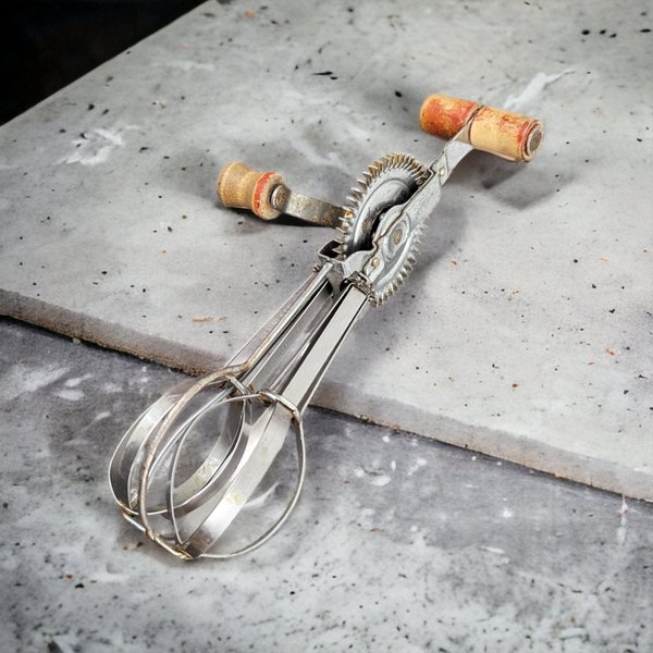 Antique Laddbeater Stainless Steel No. 7 Egg Beater