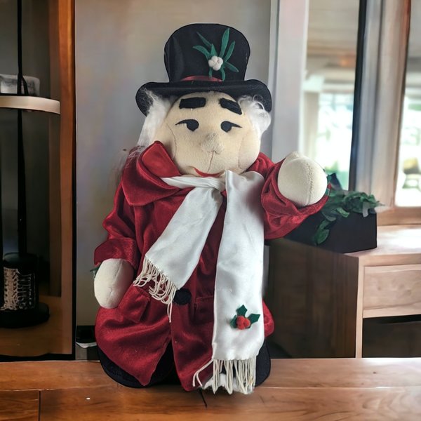 Vintage Mistletoe Angel Plush - Nostalgic Holiday Charm