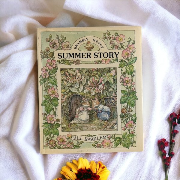 1980 Brambly Hedge Summer Story, Jill Barklem Hardcover Book