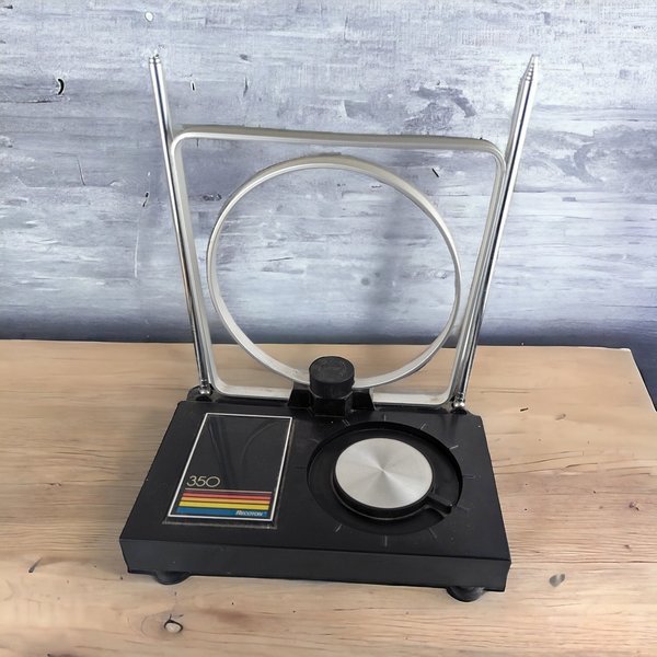 Vintage Recoton 350 UHF VHF FM Antenna