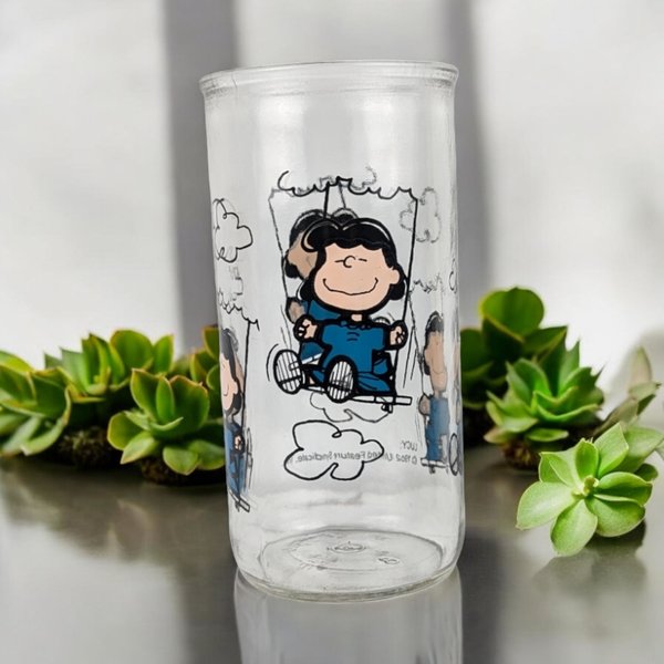 1952 Peanuts Lucy Glass