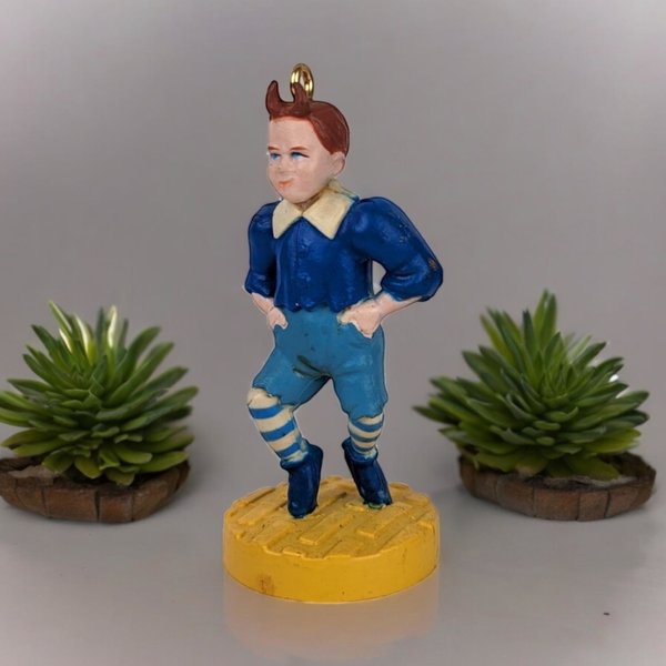 1988 Wized of Oz Munchkin Ornament