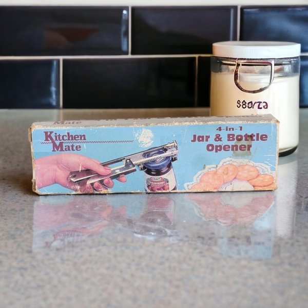 Vintage Kichen Mate 4-in-1 Jar and Bottle Opener