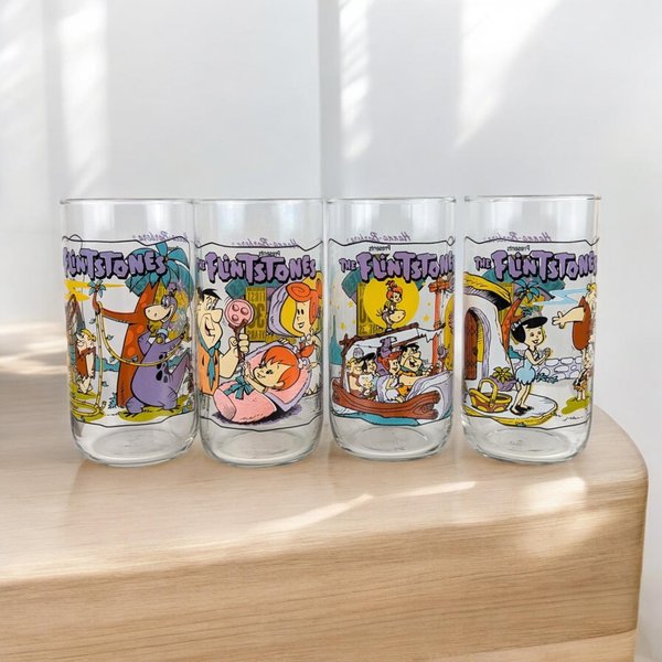 Flintstones Glasses | Set of 4 |  Hardee's 1991 | Fred, Wilma, Barney, Betty