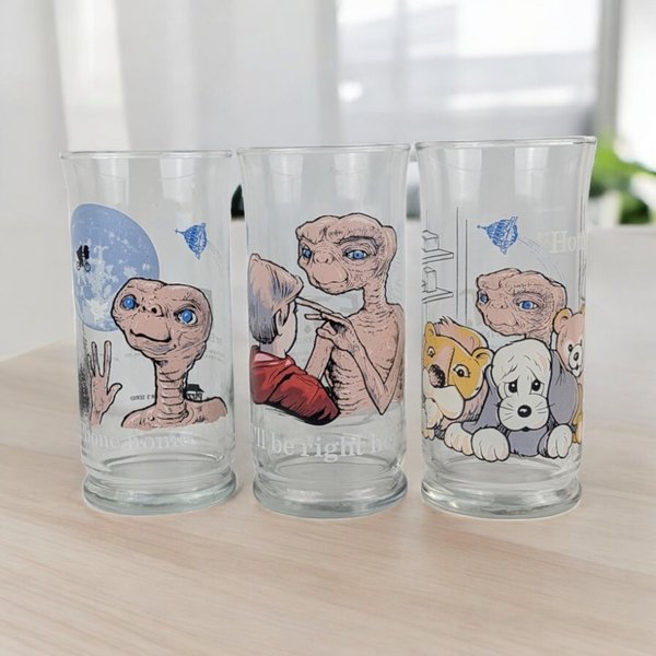 Set of 3 1982 Pizza Hut E.T Glasses