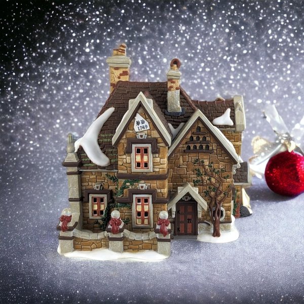 Vintage 1999 Dept. 56 Tattyeave Knoll Village House | Lighted | Excellent Condition | Original Box | Christmas Decor