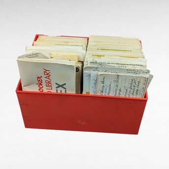 Vintage 1970s Betty Crocker Recipe Box with Recipes and Extras.