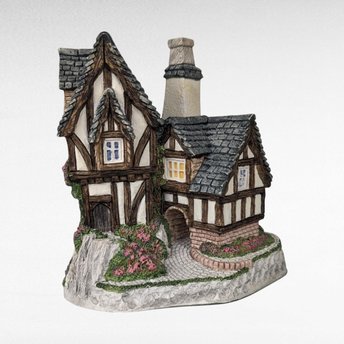1991 David Winter Cottage "The Candlemakers" #12 | Vintage Collectible Figurine | Small Nick