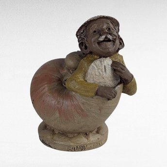 Vintage 1983 Tom Clark Gnome "Sandy" Figurine - Cairn Studio - Collectible Gnome with Seashell - Whimsical Decor