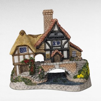 1993 David Winter Cottage "Birthday Cottage" | with COA and Original Box | Vintage Collectible