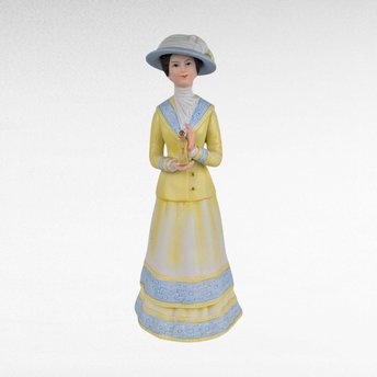 1980 Avon Mrs. Albee Award Female Figurine. 