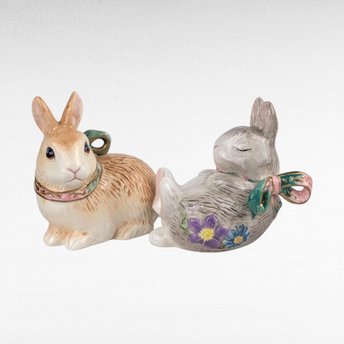 Vintage Fitz and Floyd Woodland Spring Ceramic Bunnies Salt and Pepper Set.