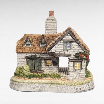 1993 David Winter The Tannery Cottage Figurine, Collectible English Village Decor, Gift for Collector, Miniature Building (3.25")