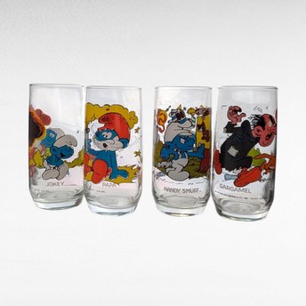 Set of 4 1982 Smurf Tumblers. Glass.