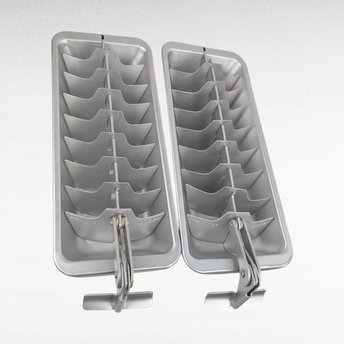 Pair of Aluminum Ice Cube Trays, Vintage Kitchenware, Functional Ice Trays, Classic Refrigerator Accessory, Gift for Home Bar Enthusiasts