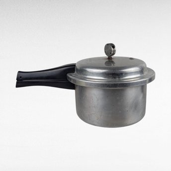 Vintage Mirro-Matic 4-Quart Pressure Cooker, Complete with Weight, Rack & Instructions, Mid-Century Aluminum Canner