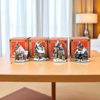 Set of 4 Vintage David Winter Christmas Ornaments, Fairytale Castle, Tudor Manor, Collectible Holiday Decor, Gift for Collector