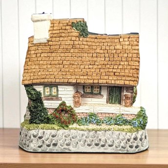 David Winter The Model Dairy Cottage | 1995 Handcrafted English Village Figurine | Collectible Miniature with Box | 4 Inches