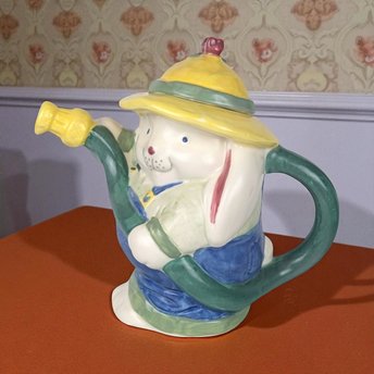 Treasure Craft Bunny with Hose Teapot, Handcrafted, Chip on Hat