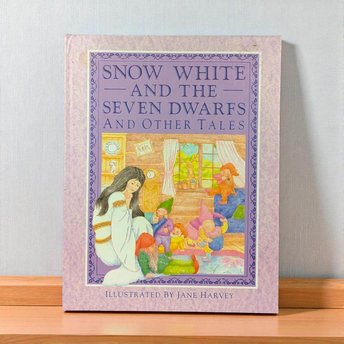 1988 Snow White Book, Jane Harvey Illustrations, Vintage Fairy Tales, Gift for Kids, Classic Storybook