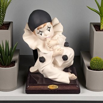 Vintage Pierrot Clown Statue by Guiseppi Armani: Commedia dell'Arte Italian Porcelain Art 0749P