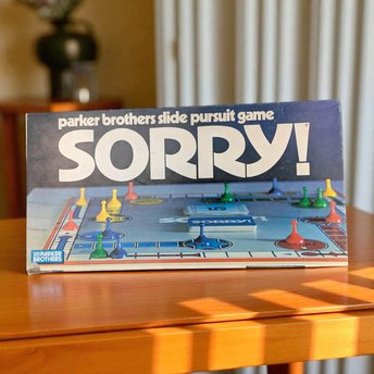 Vintage 1972 Sorry! Game: Complete Parker Brothers Family Board Game