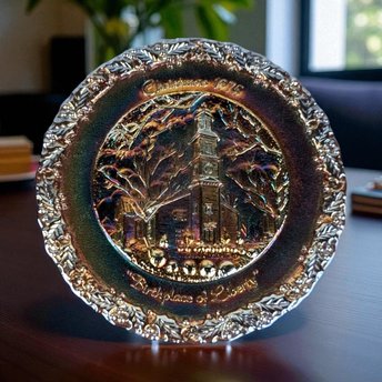 1975 Fenton Christmas Carnival Glass Plate | "Birthplace of Liberty" | Collectible Plate | Vintage Holiday Decor