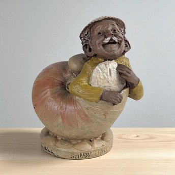 Vintage Tom Clark Gnome Figurine "Sandy": Collectible Cairn Studio Decor