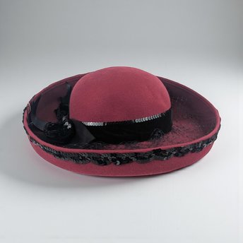 Vintage 1950s Delisa Wool Felt Hat: NOS with Dayton's Tag & Sequin Trim