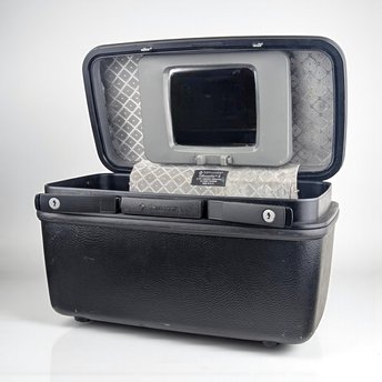 Vintage 1987 Silhouette 4 Train Case: Samsonite Hard Shell Luggage