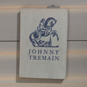 Vintage 1943 Johnny Tremain Novel: Esther Forbes Newbery Medal Winner