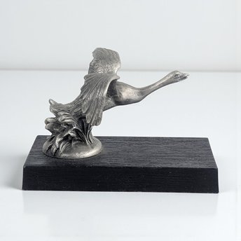 Vintage 1983 Wills Sainte Claire Hood Ornament: Franklin Mint Pewter Gray Goose Sculpture