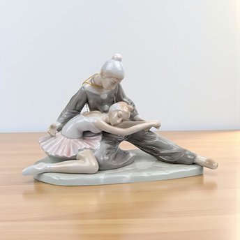 Vintage 1980s Paul Sebastian Figurine: Porcelain Pierrot and Ballerina Statue