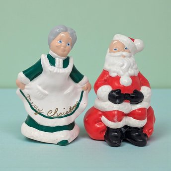 Vintage Handpainted Santa Mrs Claus Figurines: Ceramic Christmas Decor Set