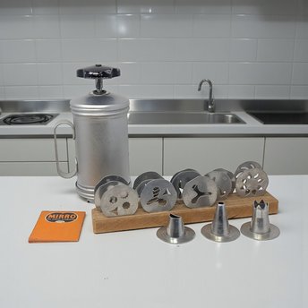 Vintage Mirro Cooky Press Set: Aluminum Spritz Cookie Maker with 13 Discs and 3 Tips