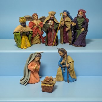 Vintage 2002 Fabric Mache Nativity Set: Target 8 Piece Holiday Decor