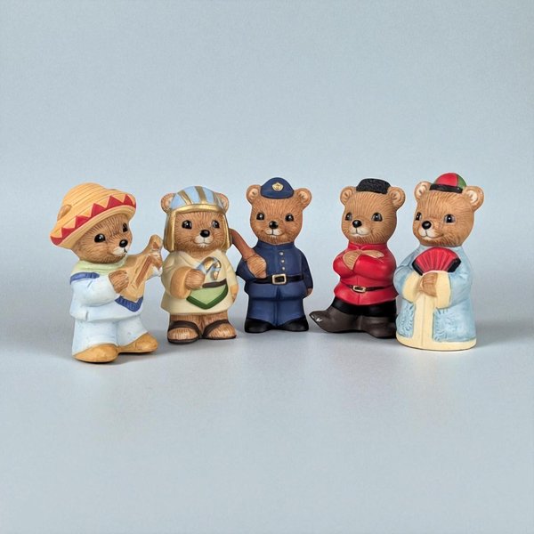 Vintage Homco 1406 5 Piece International Bear Set