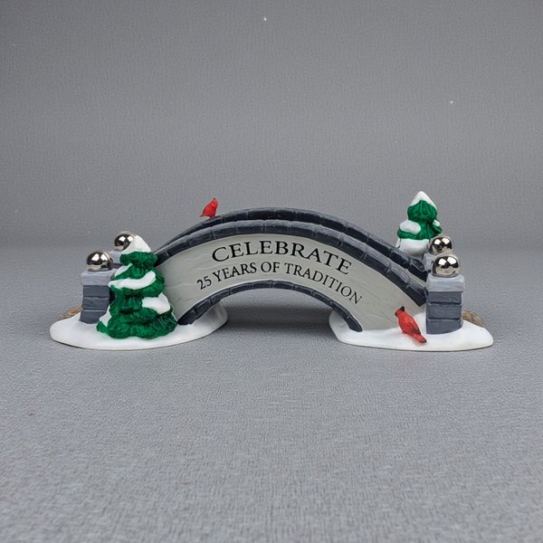 2001 Dept 56 Anniversary Event "Footbridge"