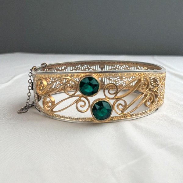 Vintage Filigree Gold Tone Bracelet with Emerald Green Rhinestones