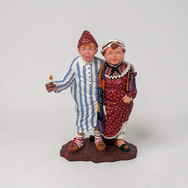 Vintage Dept 56 Mama in Her Kerchief Papa in His Cap Figurine