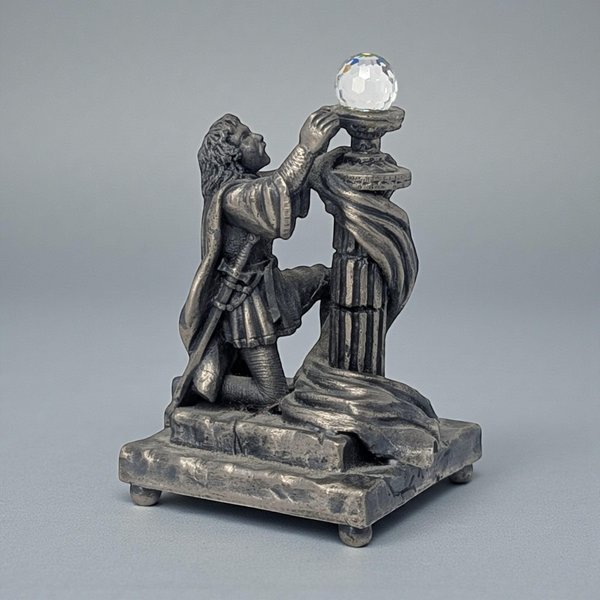 1993 Tudor Mint Sir Percivail and the Grail Pewter Figurine